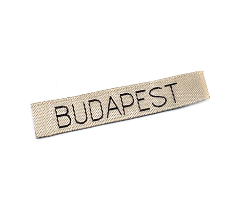 Etiqueta bordada Budapest